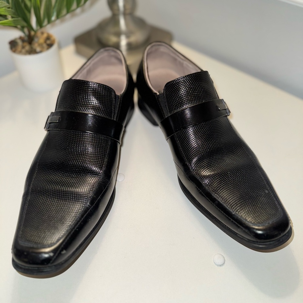 Sleek Black Men's Slip-On Loafers